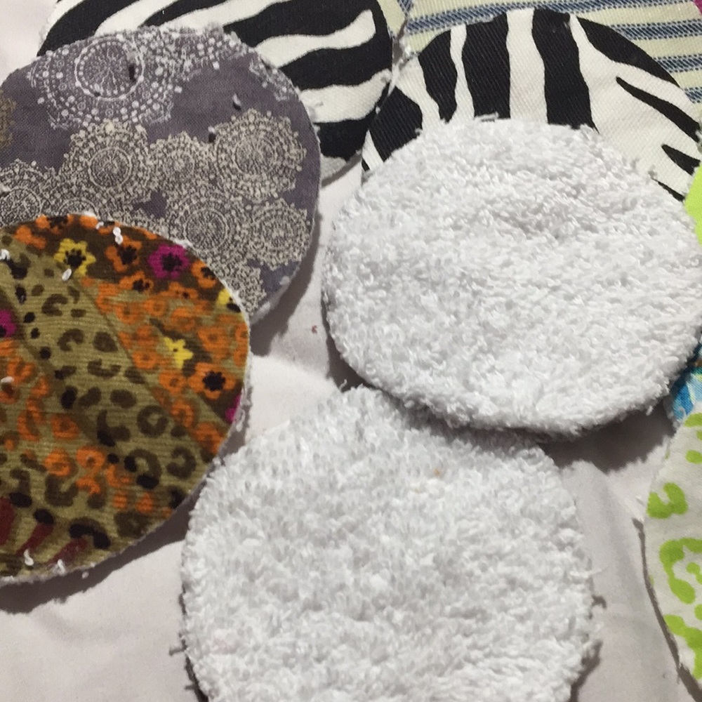 Breast Pads - Picture 2 of 2